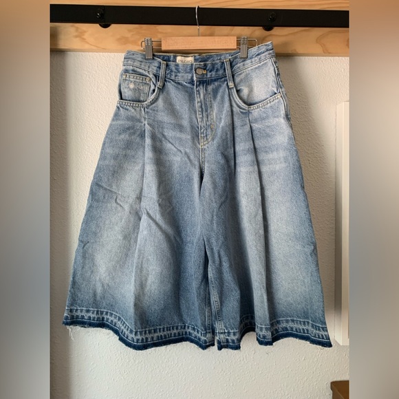 NWT Anthropologie Pilcro Pleated Culotte Wide-Leg Denim Shorts, Size 27 - Picture 10 of 10